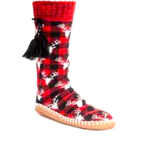 Muk Luks Accessories - Red Only MUK LUK Faire Isle Tassel Slipper Socks